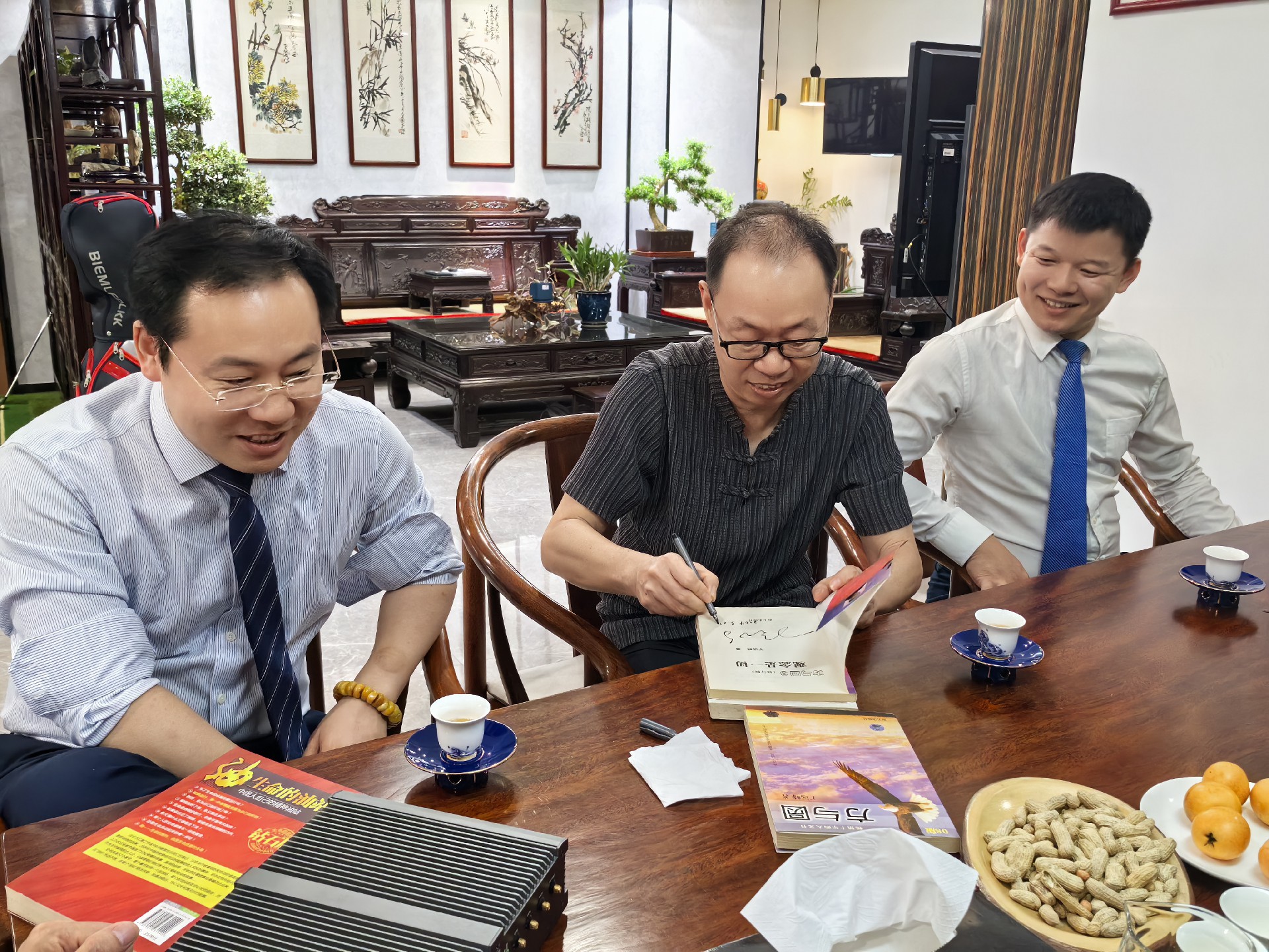 1716965160395355.jpg 6.jpg